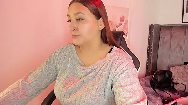 Alaia Cute online show from November 15, 3:04 am