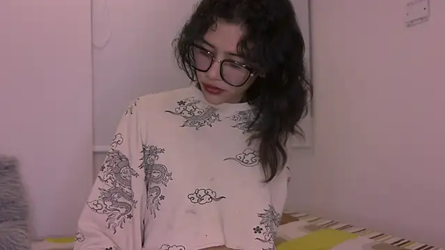 Lovely-allys online show from October 3, 12:40 am