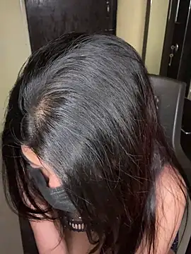 Snapshot of Aakanshaa__ chatting on January 10, 10:17 am Aakanshaa online show from January 10, 10:17 am