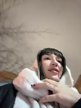Snapshot of Sophie_Avory chatting on February 18, 5:31 pm Sophie Avory online show from February 18, 5:31 pm