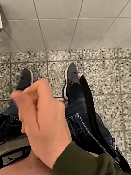 geilehecke1 online show from March 18, 9:20 am