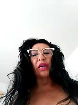 katysquirtdirty online show from May 8, 1:16 pm