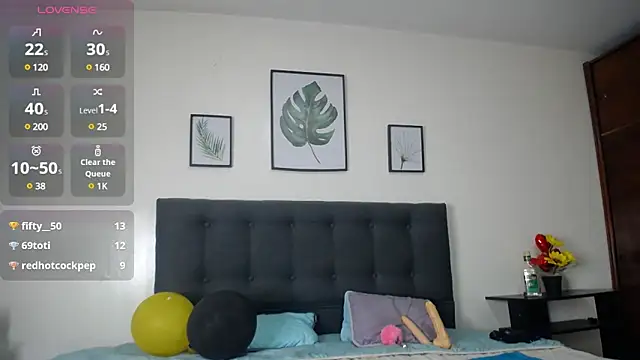 shirly vannicelli online show from December 31, 12:54 am