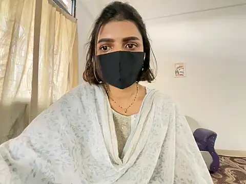 MaYaa  11 online show from January 31, 11:35 am