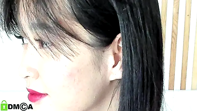 Lola Peach online show from December 8, 10:08 am