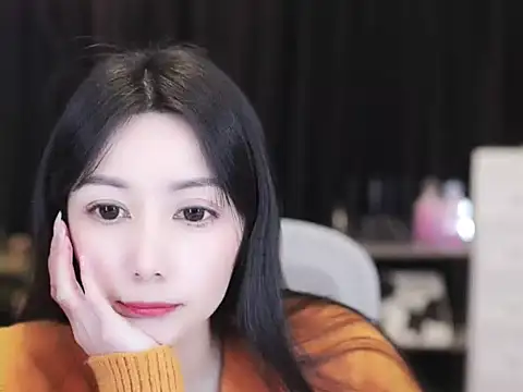 Nuyoah-77 online show from December 2, 1:05 pm