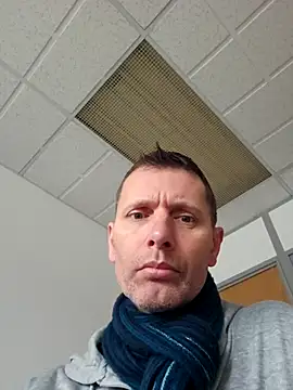 Snapshot of MarcusMaxx chatting on February 5, 10:42 am MarcusMaxx online show from February 5, 10:42 am