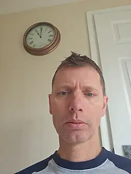 Snapshot of MarcusMaxx chatting on February 8, 11:02 am MarcusMaxx online show from February 8, 11:02 am