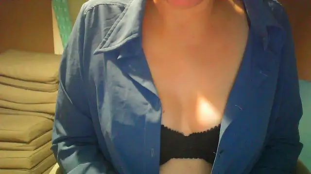 Raptor82 online show from October 3, 7:55 pm