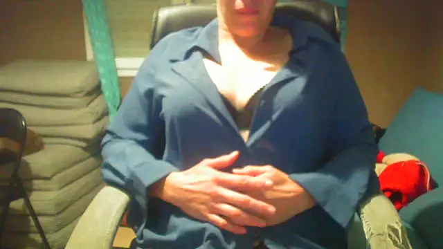 Raptor82 online show from October 8, 7:44 pm