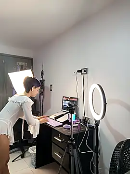 LadyAvalon online show from February 22, 8:29 pm