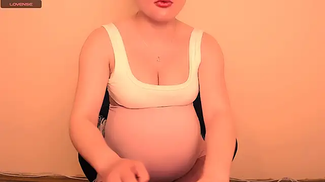 Felliciya online show from April 3, 10:35 am