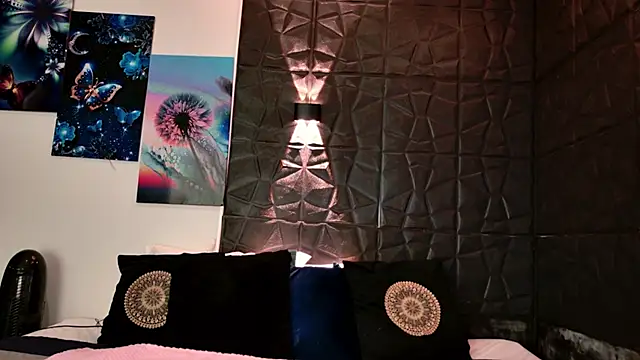 graceymilf666 online show from November 27, 11:45 am