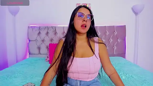 Snapshot of Alice_Summer1 chatting on March 13, 11:11 pm Alice Summer1 online show from March 13, 11:11 pm