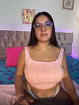 Snapshot of Alice_Summer1 chatting on March 28, 6:40 pm Alice Summer1 online show from March 28, 6:40 pm