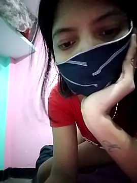 Snapshot of Hotty-Divya chatting on September 24, 2:42 pm Hotty-Divya online show from September 24, 2:42 pm