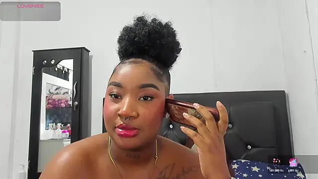 Snapshot of Natassha_brown1 chatting on October 12, 2:21 am Natassha brown1 online show from October 12, 2:21 am