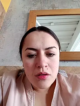 Lesly 10- online show from October 14, 1:01 pm