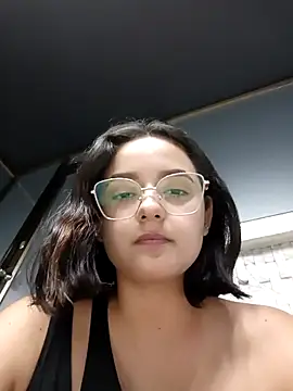 Snapshot of kae_styles chatting on October 5, 6:50 pm kae styles online show from October 5, 6:50 pm