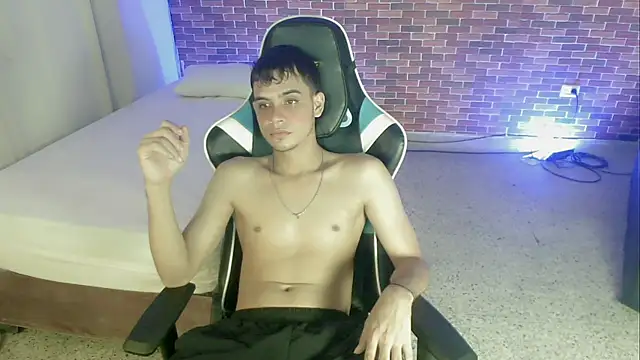 zacariasss  online show from September 23, 3:53 am