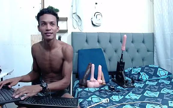 Ryan Vergon online show from March 14, 2:53 am