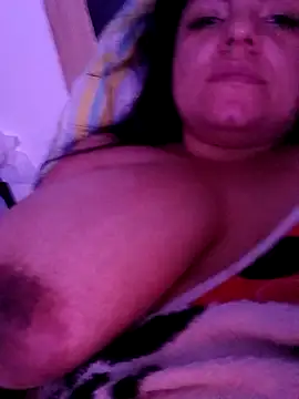 dania miller  online show from March 29, 5:18 am