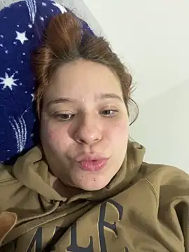 Snapshot of KendallCoper chatting on December 19, 6:56 am KendallCoper online show from December 19, 6:56 am