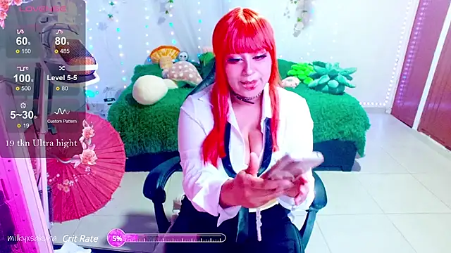 Snapshot of MilkyXSakura chatting on January 19, 2:36 am MilkyXSakura online show from January 19, 2:36 am