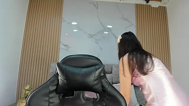 Khalifa fletcher online show from February 13, 9:49 pm