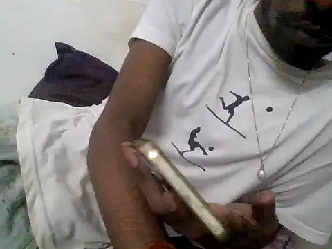 Snapshot of devilsam3327 chatting on November 3, 2:29 pm devilsam3327 online show from November 3, 2:29 pm