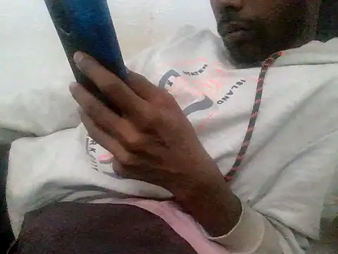 devilsam3327 online show from December 2, 5:19 pm