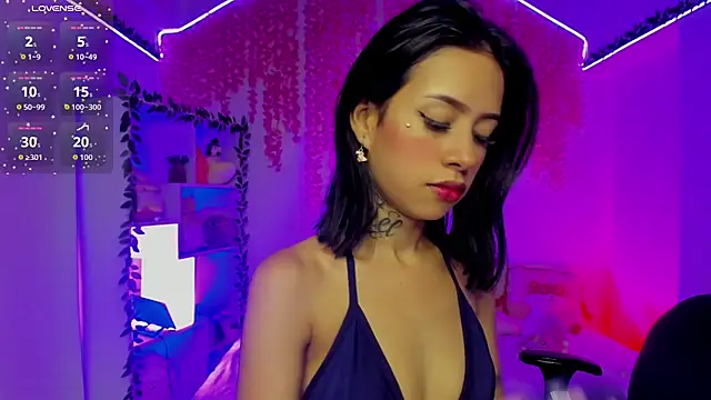 cat kitty18  online show from July 22, 6:22 pm