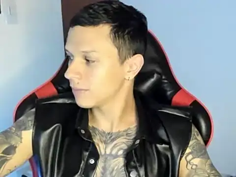 goodboy69l online show from June 18, 4:44 pm