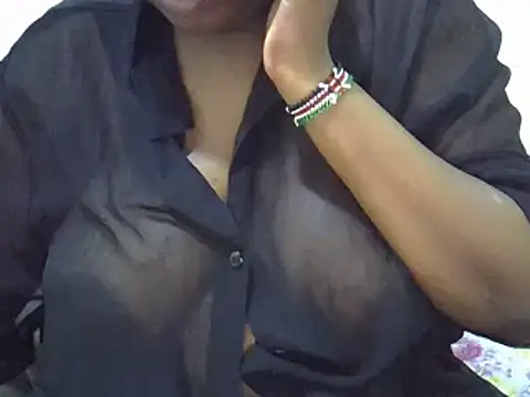 Snapshot of Big_boobyy chatting on March 3, 6:44 pm Big boobyy online show from March 3, 6:44 pm