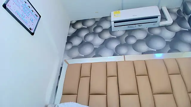 mss samy online show from December 23, 3:04 am