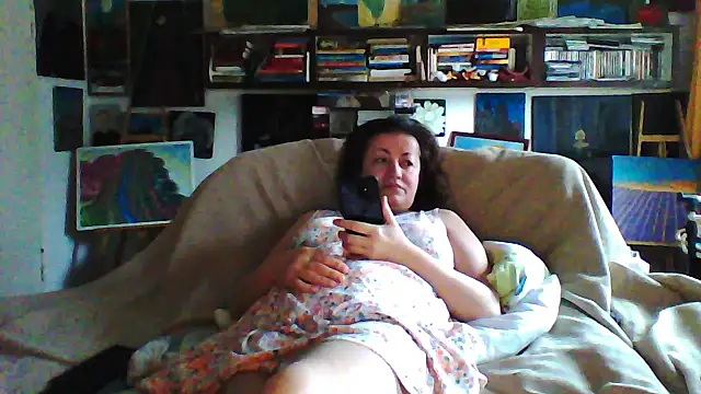 Snapshot of MariaAnaSunshine chatting on February 22, 1:31 pm MariaAnaSunshine online show from February 22, 1:31 pm