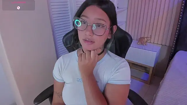 Yazmin rouse online show from March 19, 5:39 pm