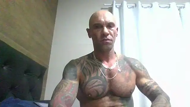 Arc8njoblack online show from May 12, 3:36 am