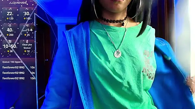 Snapshot of SexyNaf chatting on January 18, 7:04 pm SexyNaf online show from January 18, 7:04 pm