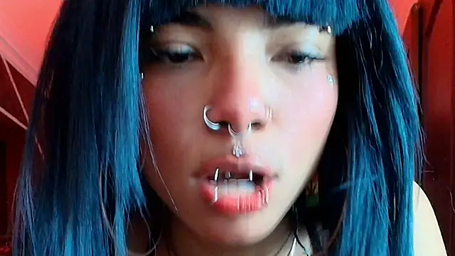 Snapshot of SexyNaf chatting on February 13, 7:10 pm SexyNaf online show from February 13, 7:10 pm