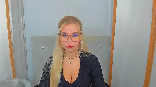 KristyHoney online show from March 1, 6:24 am