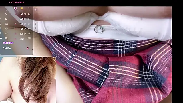 Tastemystrawberry online show from December 20, 1:33 pm
