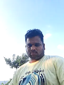 Snapshot of Indianboytelugu chatting on December 8, 11:03 am Indianboytelugu online show from December 8, 11:03 am