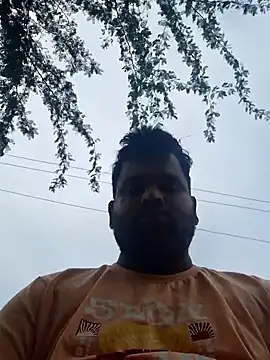 Snapshot of Indianboytelugu chatting on December 15, 2:30 am Indianboytelugu online show from December 15, 2:30 am