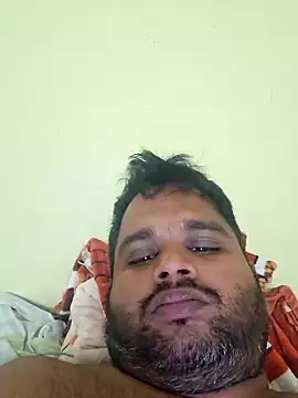 Snapshot of Indianboytelugu chatting on December 15, 5:31 pm Indianboytelugu online show from December 15, 5:31 pm