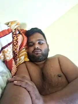 Snapshot of Indianboytelugu chatting on December 21, 6:34 pm Indianboytelugu online show from December 21, 6:34 pm