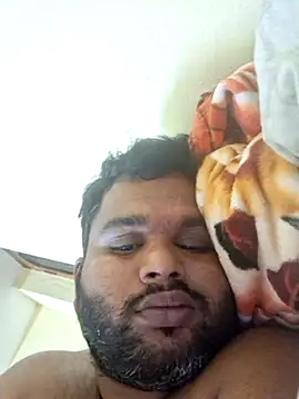 Snapshot of Indianboytelugu chatting on December 25, 5:37 pm Indianboytelugu online show from December 25, 5:37 pm