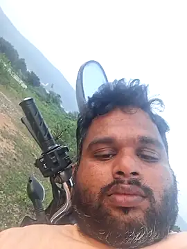 Snapshot of Indianboytelugu chatting on December 29, 12:12 pm Indianboytelugu online show from December 29, 12:12 pm