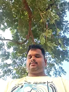 Snapshot of Indianboytelugu chatting on January 12, 2:56 am Indianboytelugu online show from January 12, 2:56 am