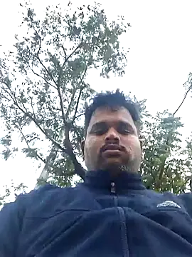 Snapshot of Indianboytelugu chatting on January 13, 11:41 am Indianboytelugu online show from January 13, 11:41 am